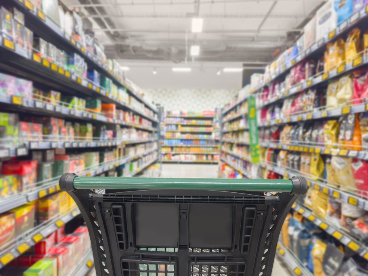 Un nou gigant din retail vrea în România. Rivalul Lidl și Kaufland a venit la București pentru discuții cu Guvernul
