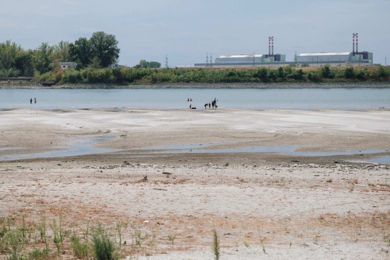 Ungaria repornește un reactor al centralei Paks după creșterea nivelului Dunării