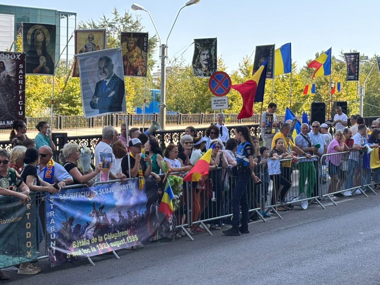 Călin Georgescu, așteptat la ÎCCJ de zeci de susținători. Se reiau dezbaterile în dosarul în care este implicat și mercenarul Horațiu Potra