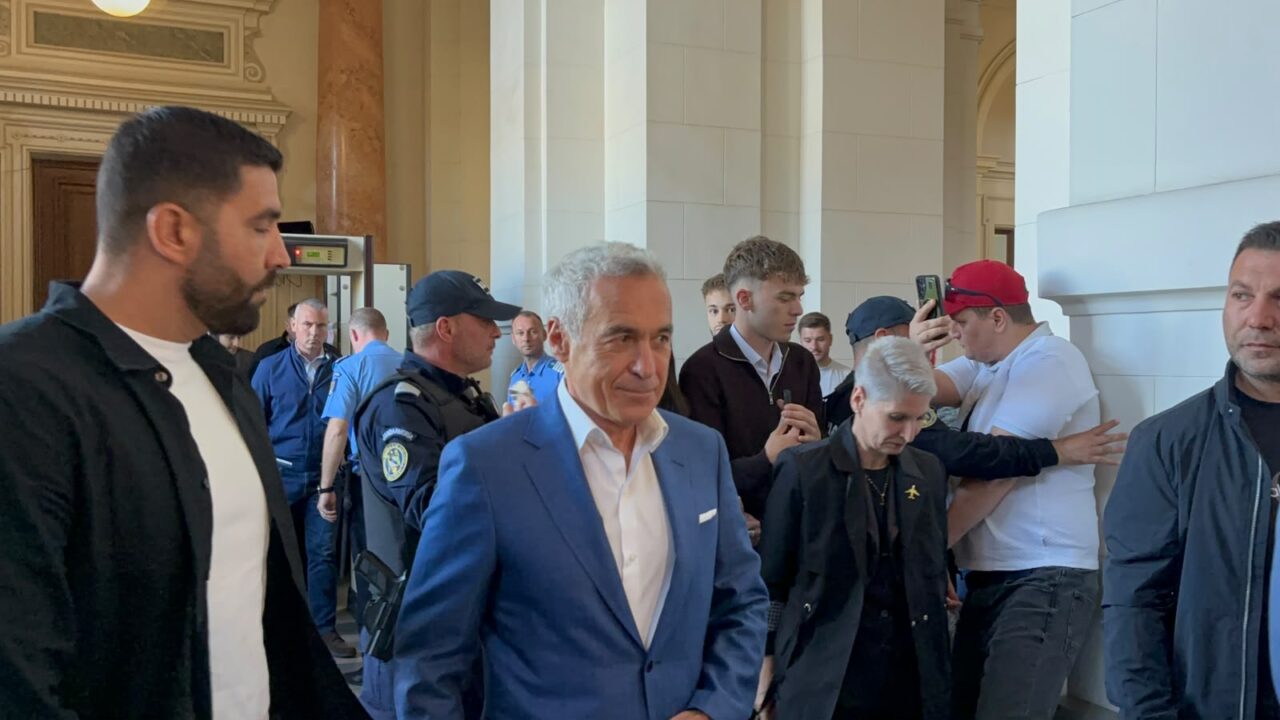 Călin Georgescu: Orice vot acordat Guvernului Mureșan este un act de trădare a intereselor României