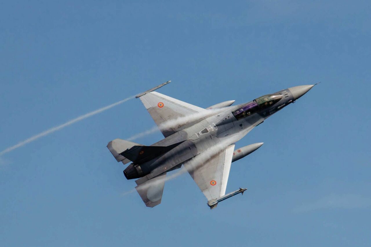 Din nou RO-Alert în Tulcea. Două aeronave F-18 au fost ridicate în aer