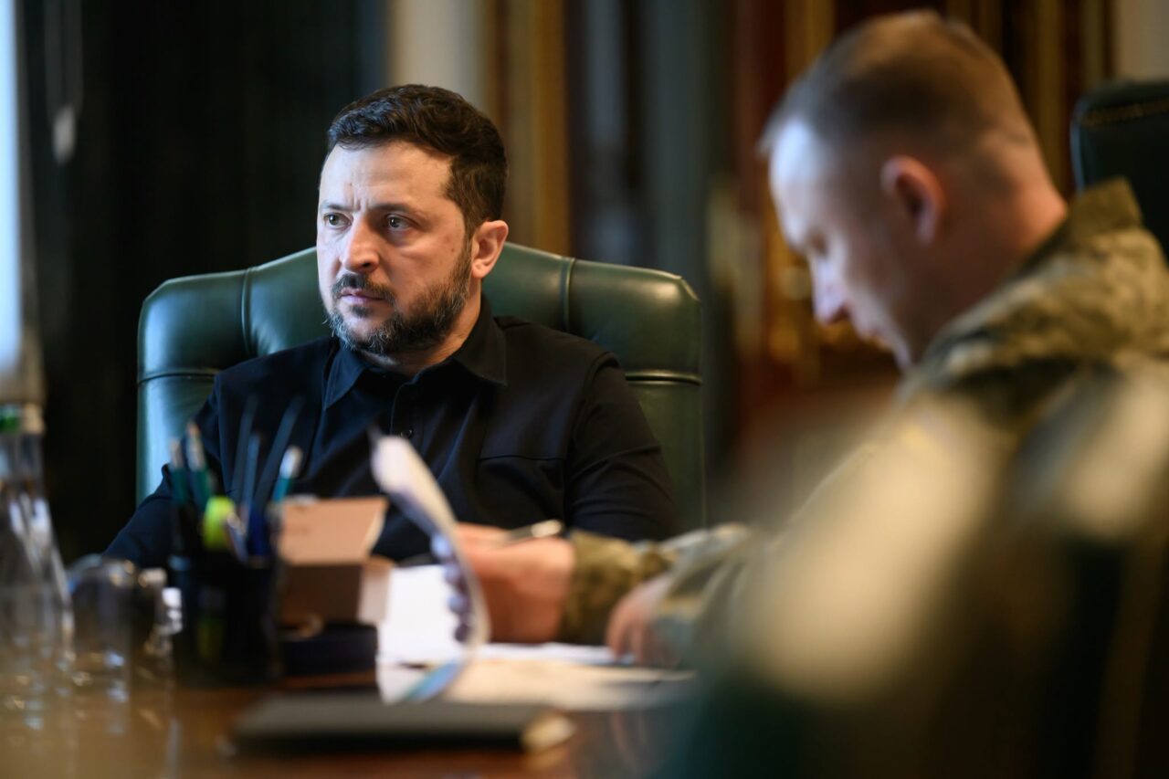 Zelenski anunță că nava turcească care transporta cereale din Ucraina în Italia a fost lovită de două drone rusești. Câte victime confirmă liderul de la Kiev