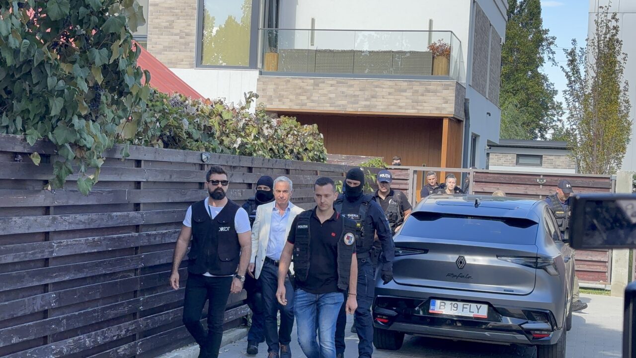 SURSE | Procurorii DIICOT au pus sechestru pe locuința din Mogoșoaia a lui Călin Georgescu