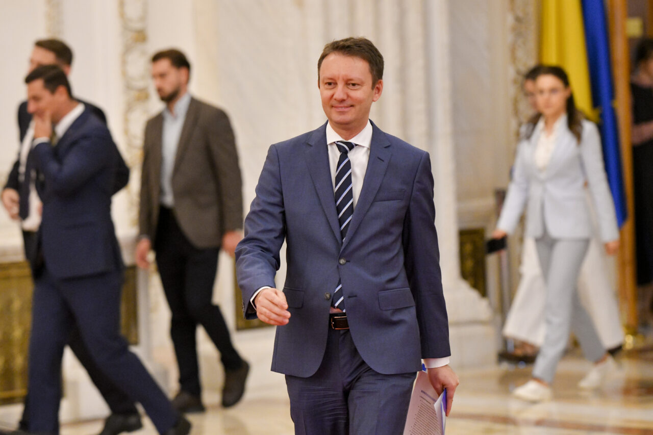 Miniștrii propuși de Siegfried Mureșan vor fi audiați luni și marți în comisiile din Parlament Votul în plen va avea loc miercuri Programul complet