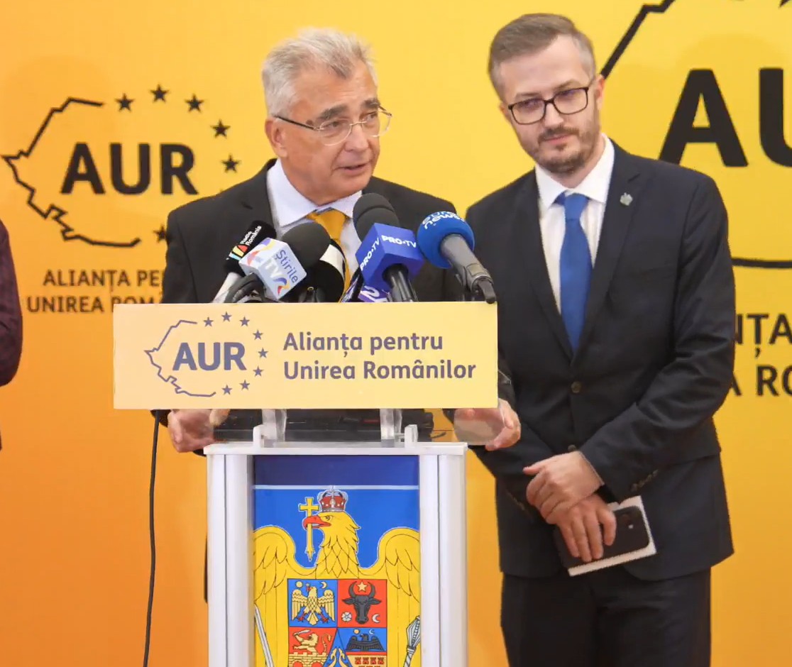 Cum vede AUR punerea în aplicare a referendumului pentru reducerea la 300 a parlamentarilor, fără a intra în conflict cu Constituția