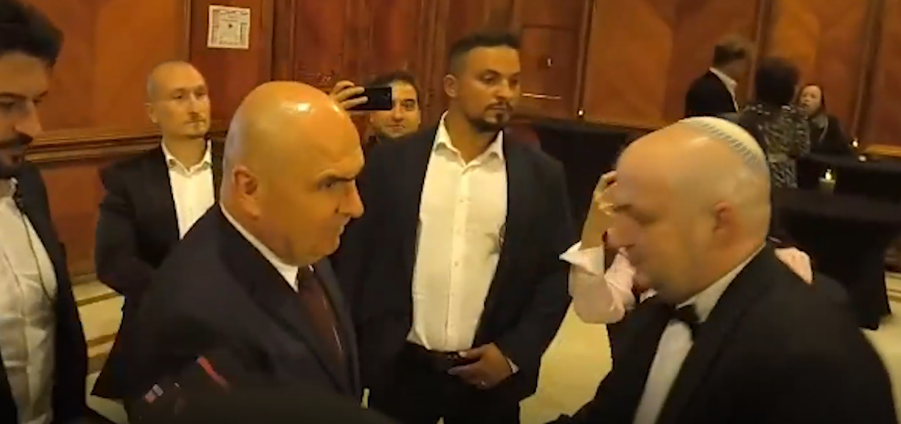 VIDEO | Imagini de la dineul de gală din Parlament, la ceremonia Anului Nou Evreiesc. Ilie Bolojan, Simina Tănăsescu, Luca Niculescu și Eugen Tomac, printre participanți