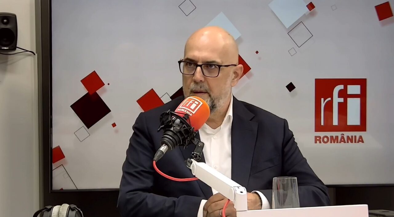 Cu câteva ore înaintea votului pentru Guvernul Mureșan, Kelemen Hunor admite că șansele Cabinetului de a obține cele 233 de voturi sunt reduse