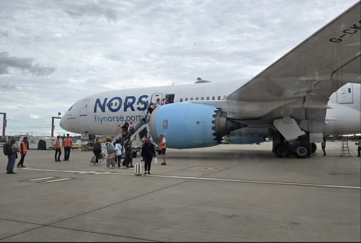 Incident pe un aeroport din Londra. Zbor spre New York, oprit în timpul decolării. Pista a fost închisă