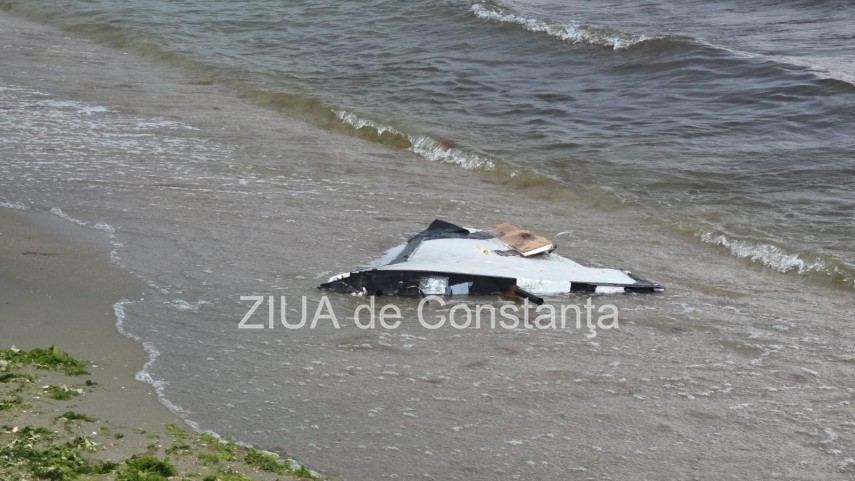 Un fragment de dronă a fost descoperit pe plaja Neversea din Constanța