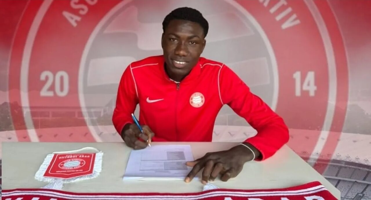 Uriașul din Ghana pe care Rapid l-a transferat în ultimele ore de mercato