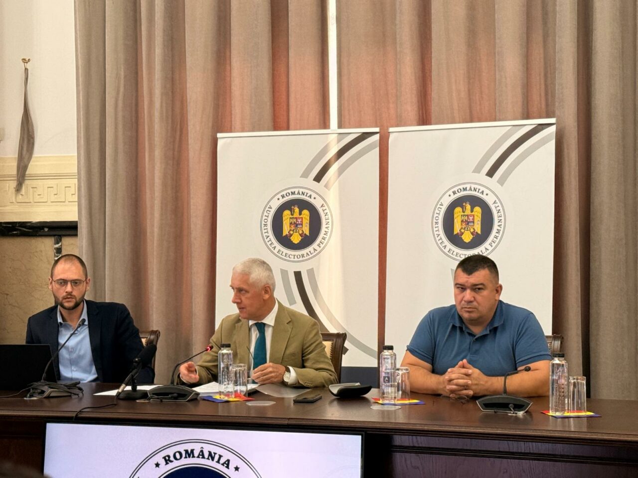 Autoritatea Electorală Permanentă, consultări cu partidele politice neparlamentare privind proiectul de lege a partidelor politice