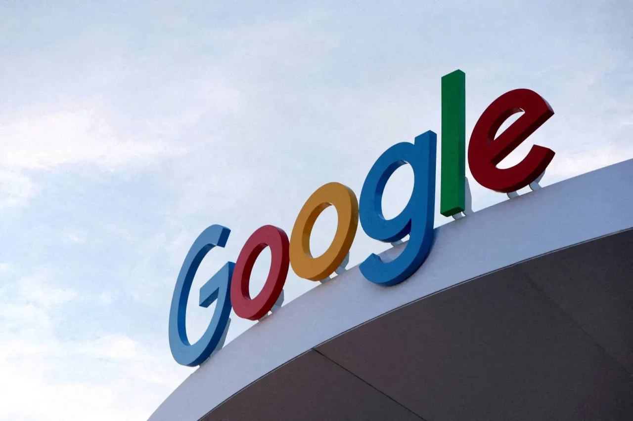 Google, amendat cu 403 milioane de euro pentru folosirea datelor de localizare