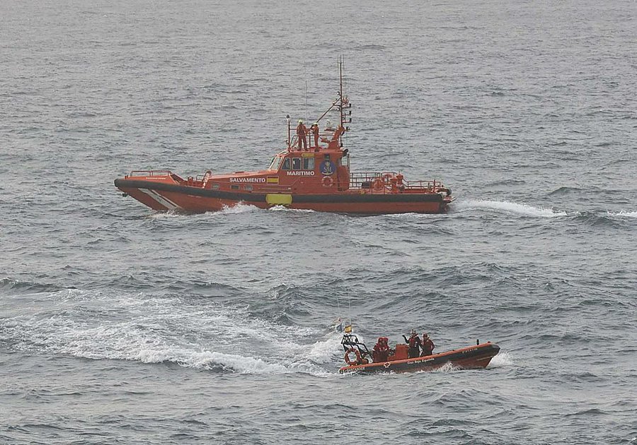 Tragedie în Oceanul Atlantic. 80 de migranți, inclusiv un bebeluș, au murit pe o barcă care a plutit în derivă o lună. Unde se îndrepta ambarcațiunea
