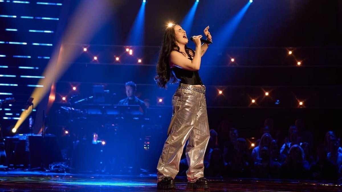 Teodora Sava, prima româncă ajunsă la „The Voice UK”, a întors toate cele patru scaune. Cine este tânăra de 24 de ani din Piatra-Neamț