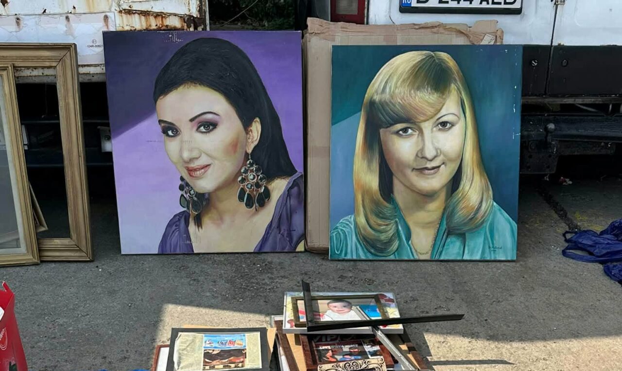 Obiecte personale care au aparținut lui Silviu Prigoană, poze din copilărie, acte, tablouri, inclusiv cu Adriana Bahmuțeanu, au fost găsite, la vânzare, într-un târg din București