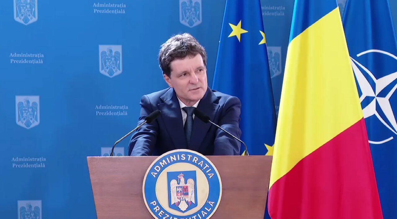 „Săracul, e așa delicat, o să-l mănânce”. Cum i-a încurajat Nicușor Dan pe tinerii magistrați să nu se lase intimidați de „sistem”