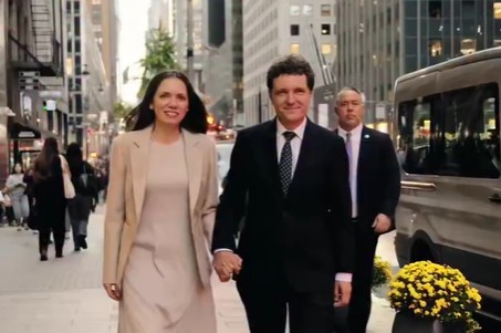 Nicușor Dan și Mirabela Grădinaru, de mână pe străzile din New York. Ce mesaj a transmis președintele la finalul vizitei oficiale în Statele Unite al Americii