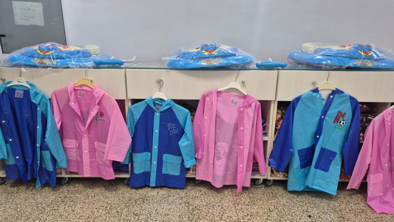 Ce poți cumpăra de la magazinul ANAF Sibiu cu doar 5 lei. Lista produselor este lungă