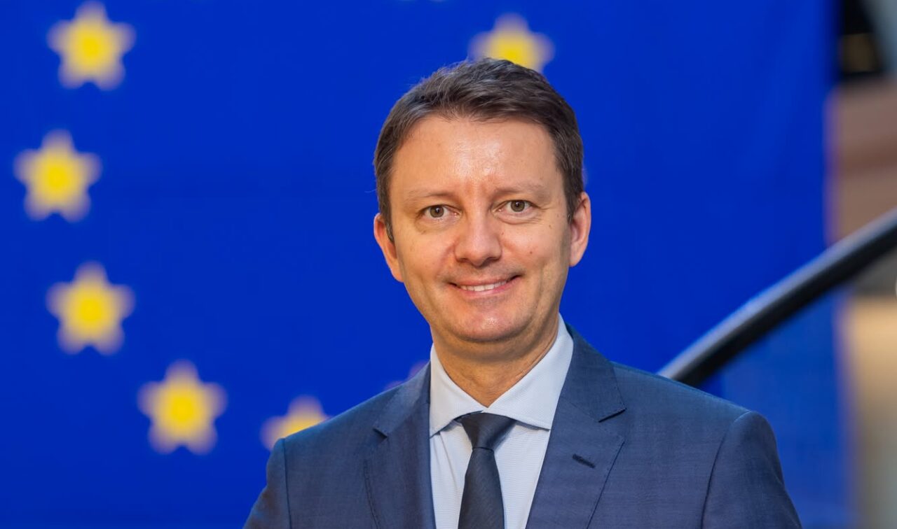 Ce salariu are Siegfried Mureșan ca europarlamentar. Ce sumă i-ar putea intra în buzunar, lunar, dacă va fi premier