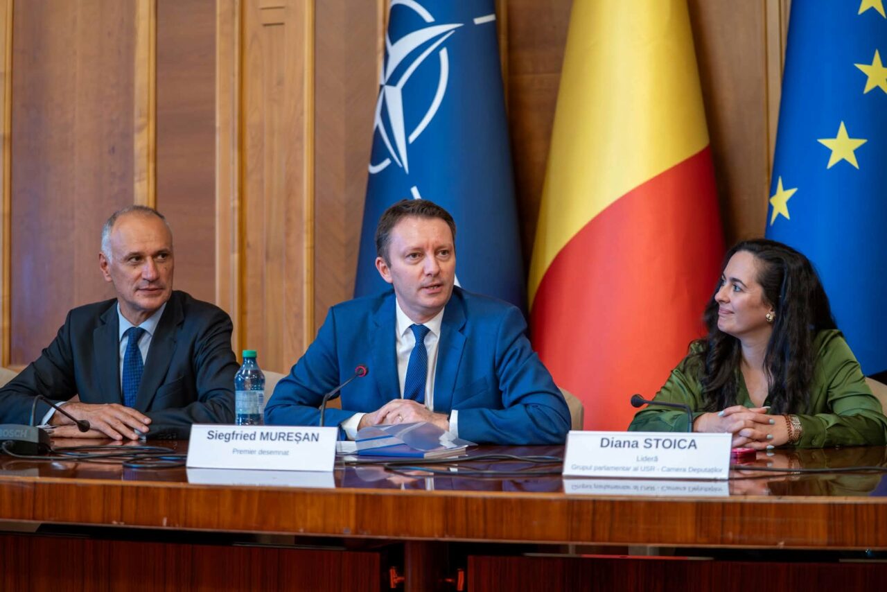 Politico: Siegfried Mureșan avertizează că blocajul politic din România poate aduce AUR la putere după eventuale alegeri anticipate. Premierul desemnat cere intervenția socialiștilor europeni