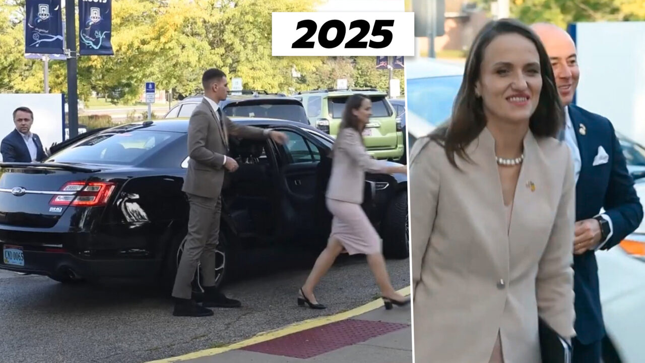 Oana Țoiu, la Chicago pe banii statului și ai participanților