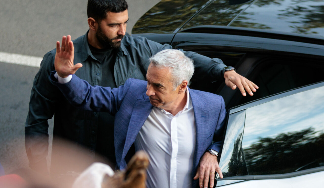 Călin Georgescu, nou mesaj pentru susținători: țara noastră trece prin vremuri grele, de mare încercare / pe cât de mare este Lucrarea, pe atât de mari sunt și încercările