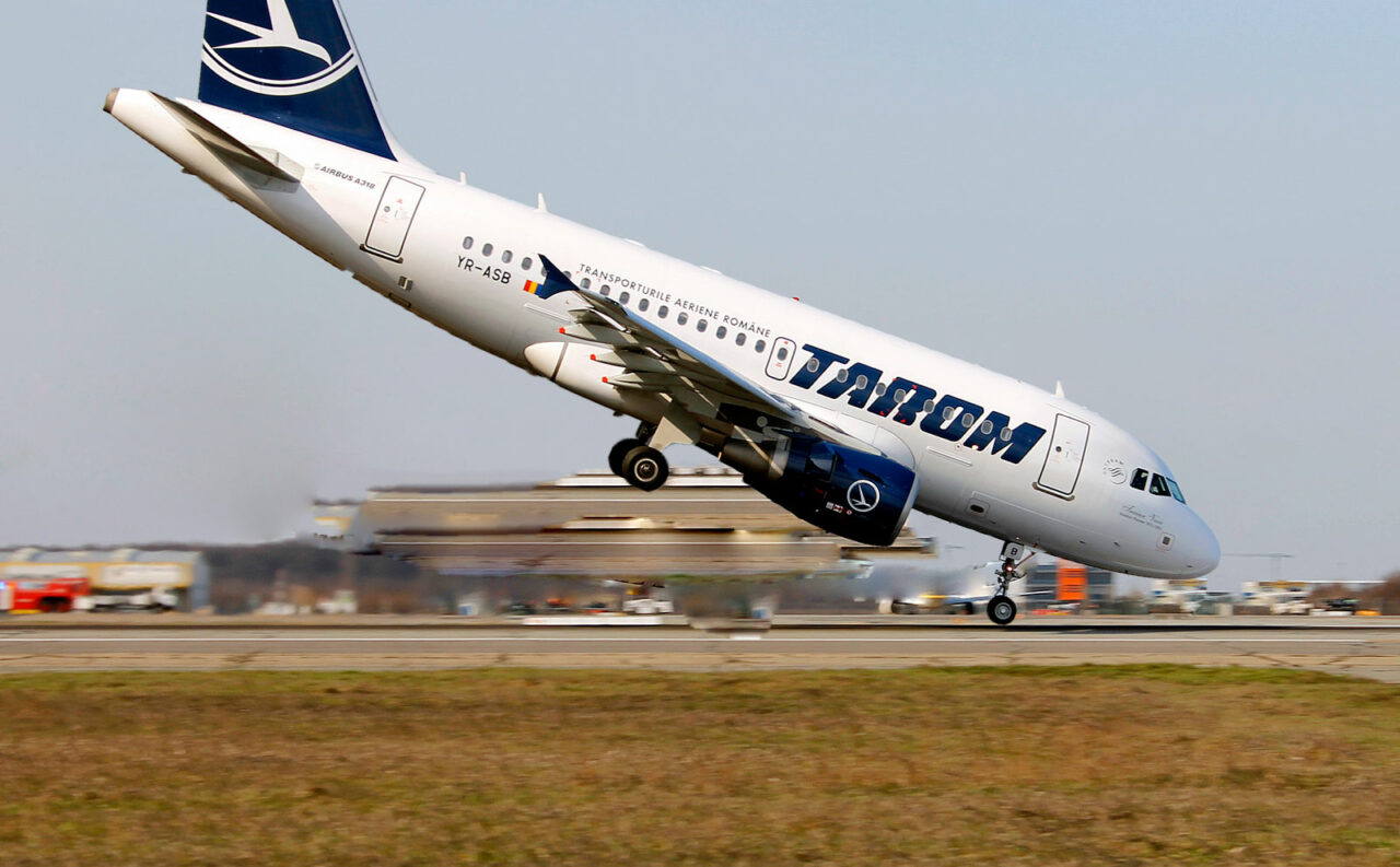 TAROM a avertizat pasagerii că are probleme cu sistemul de rezervări pentru zborurile internaționale