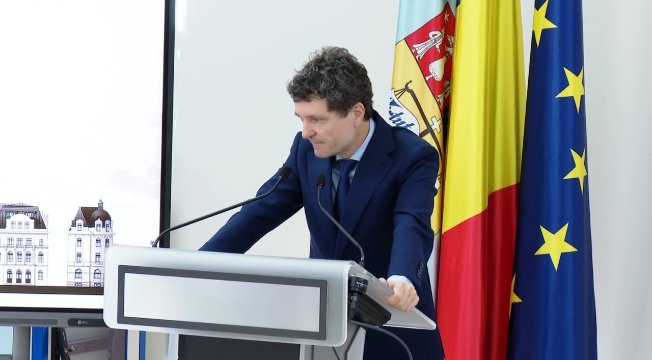 Nicușor Dan spune că nu trebuie să îi neglijăm pe cei 9 milioane de români care stau pe TikTok: ”Vom fi în realități paralele”