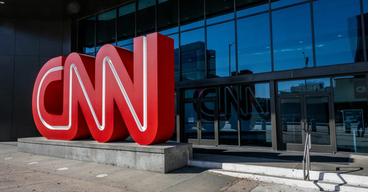 Skydance este noul proprietar al CNN. Directorul companiei, un prieten cu Trump, a luat o decizie privind politica editorială a rețelei TV de știri
