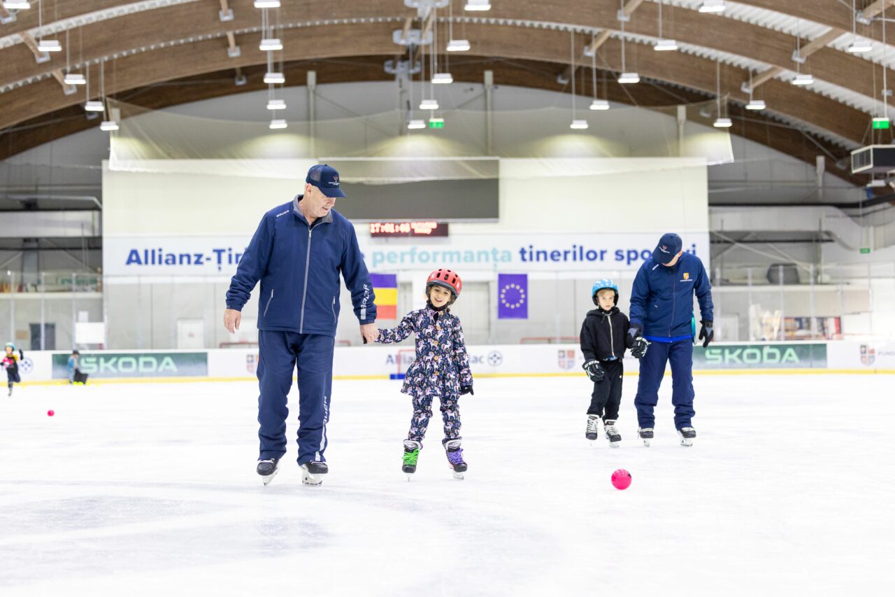 Fundația Țiriac lansează cea de-a zecea ediție a programului gratuit de inițiere în patinaj pentru copii, cu o primă sesiune demonstrativă pe 17 octombrie 2026, la Patinoarul Allianz-Țiriac Arena