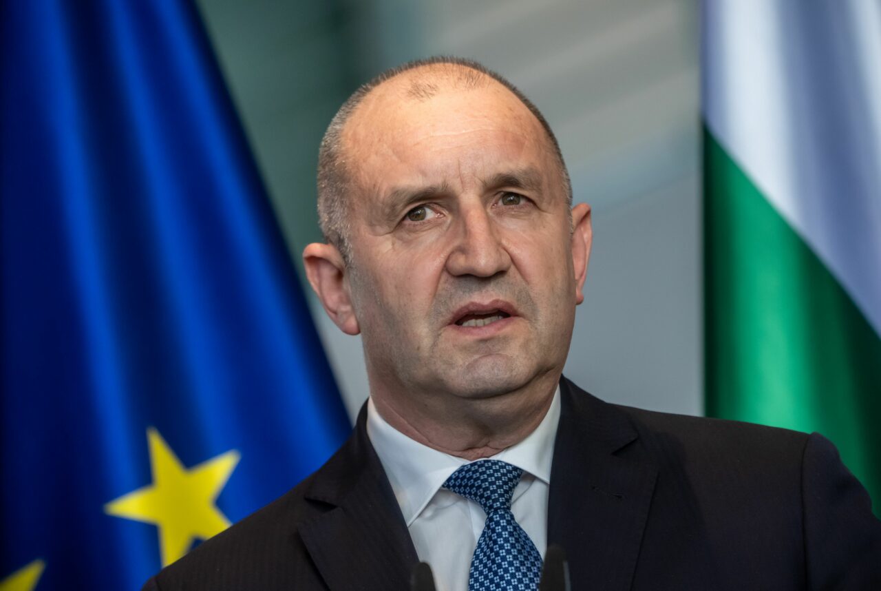 Premierul Bulgariei susține acordul Trump-Putin privind motorina rusească și cere oprirea atacurilor asupra navelor din Marea Neagră