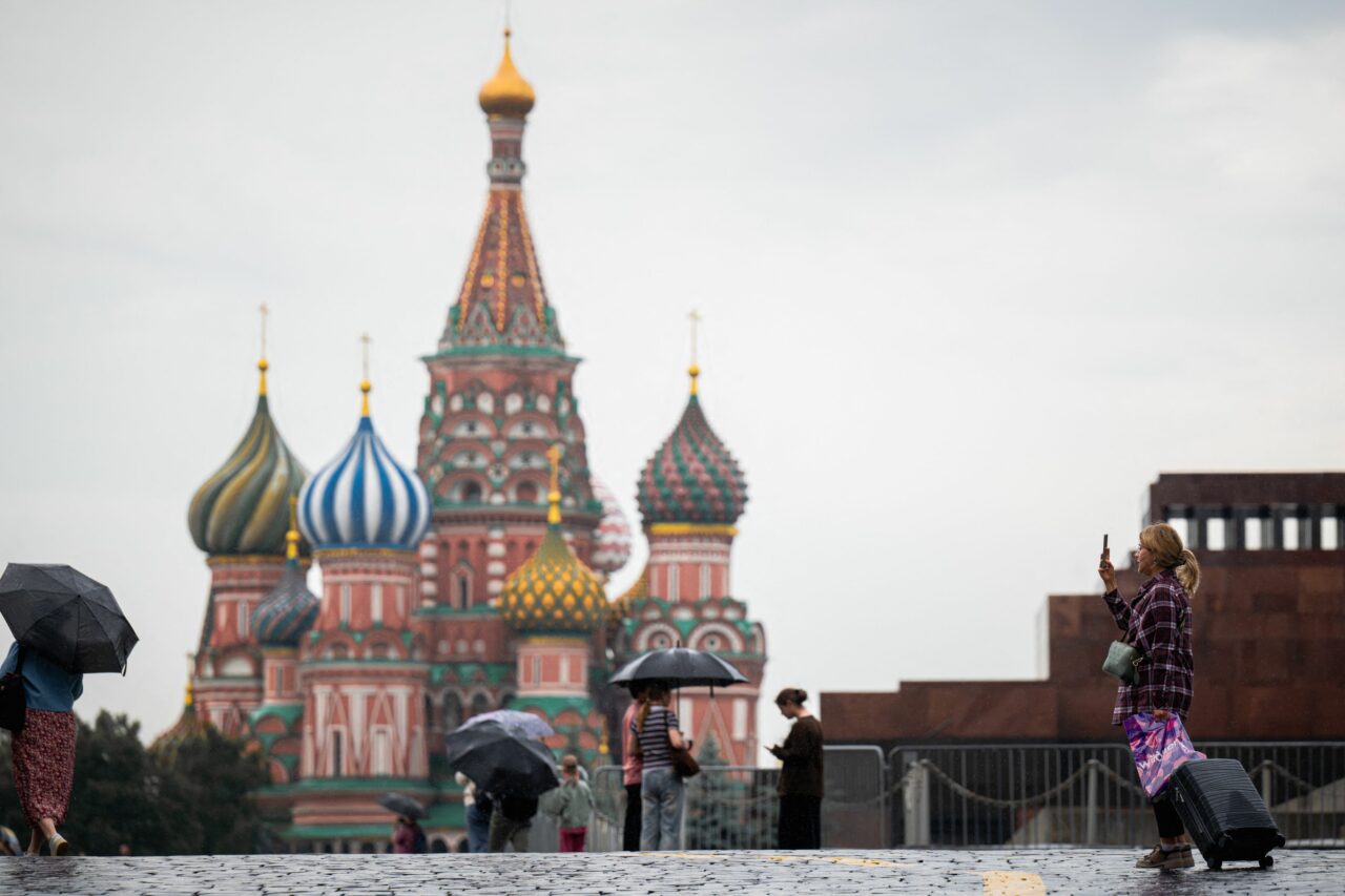Ambasada SUA îndeamnă cetățenii americani să părăsească de urgență Rusia din cauza pericolului răspândirii ciumei pneumonice