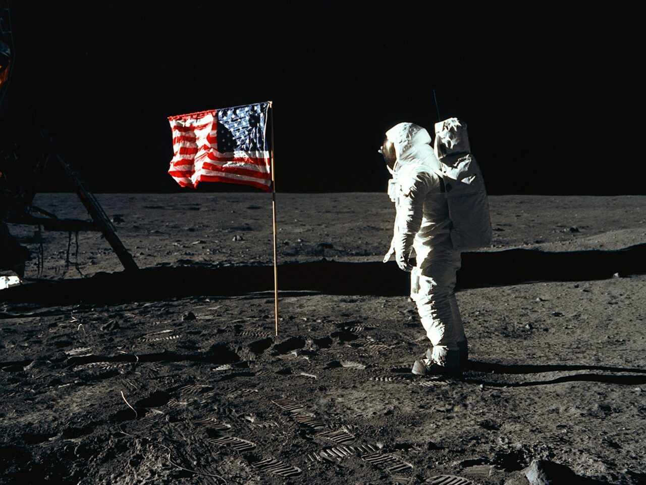 Trump anunță planul SUA pentru o bază permanentă pe Lună. NASA pregătește o bază lunară nucleară. Când ar putea fi trimise primele misiuni cu echipaj