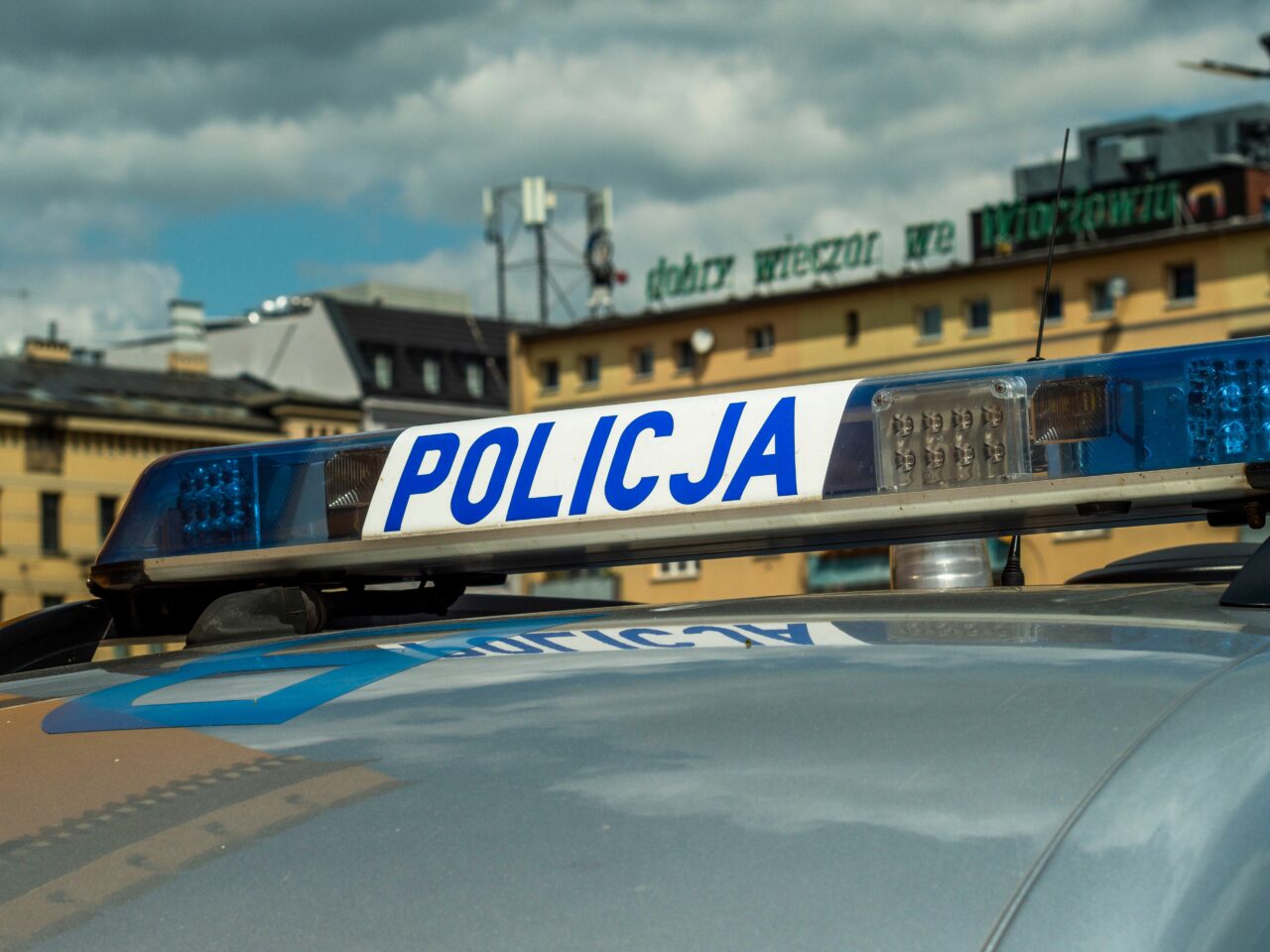 Alertă în Polonia: A avut loc al treilea atac cu cuțitul într-o școală, în mai puțin de o săptămână. Trei persoane au fost rănite într-o unitate de învățământ din Varșovia. De ce se tem autoritățile