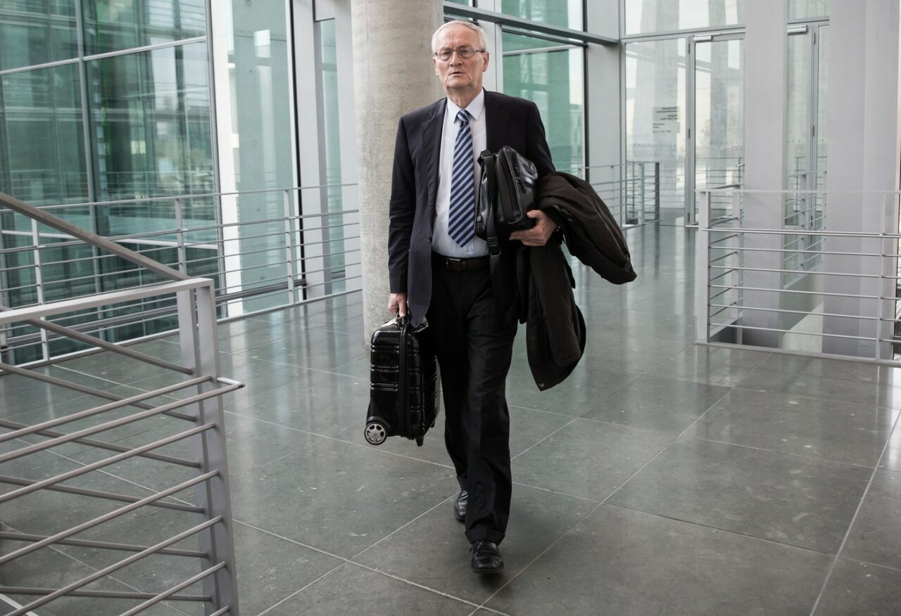 Fostul șef al serviciului german de informații externe, arestat pentru spionaj