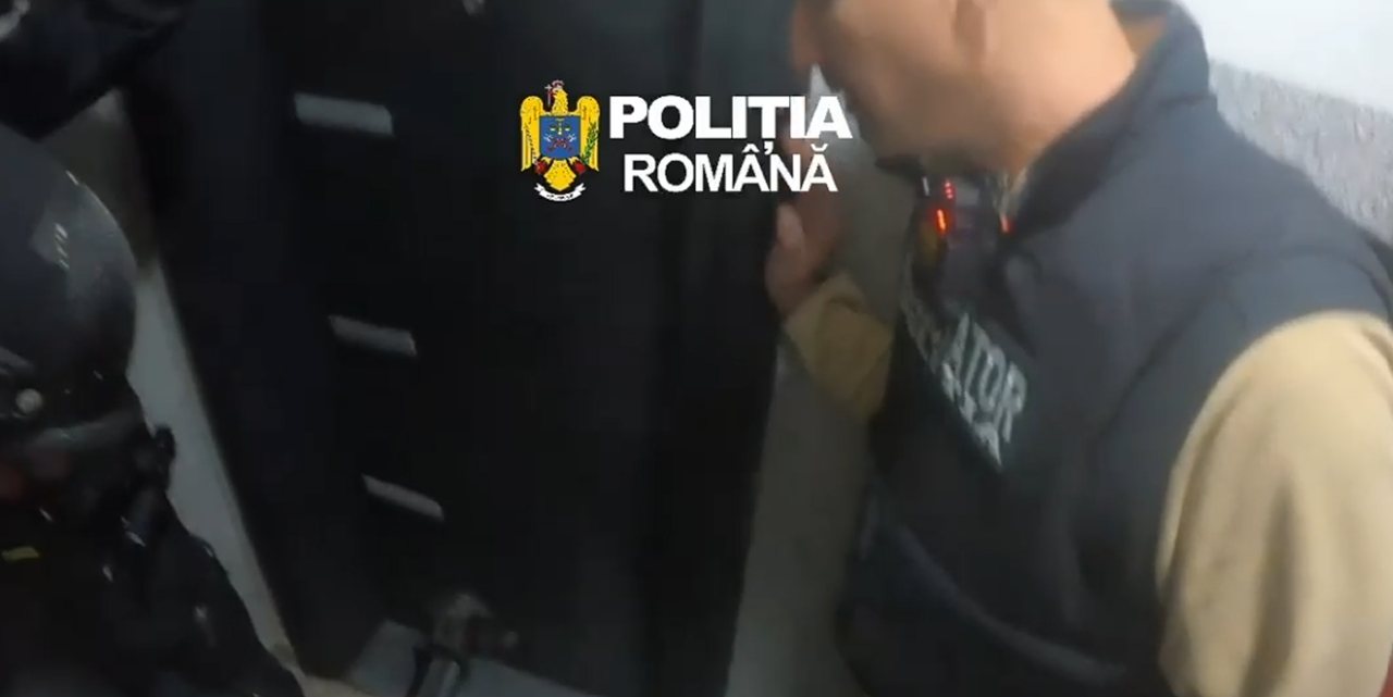Un bărbat din București, împușcat cu muniție neletală după ce a atacat un polițist cu un cuțit