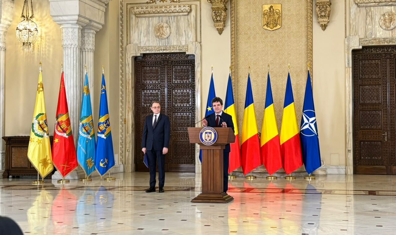 Luca Niculescu, a patra încercare a lui Nicușor Dan