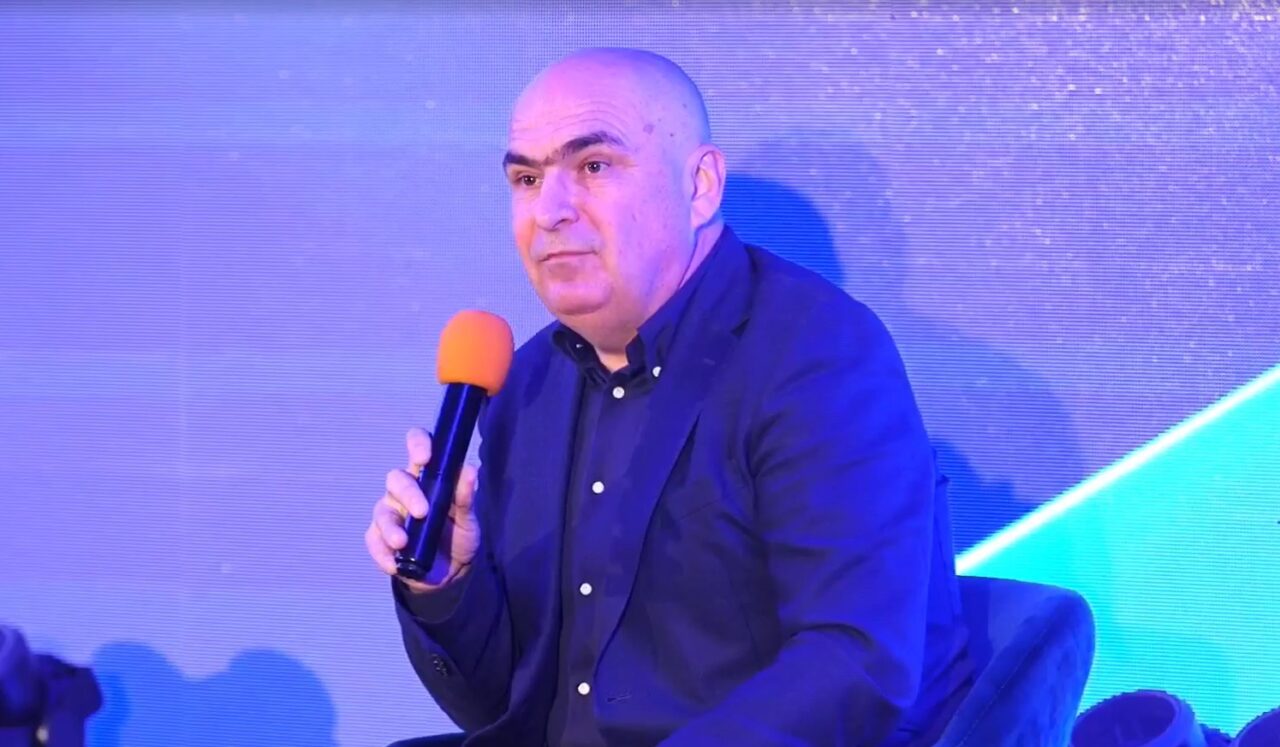 Bolojan, săgeți către PSD, la Sinaia, după plecarea de la Guvern: „Cu golanii e greu să faci treabă”