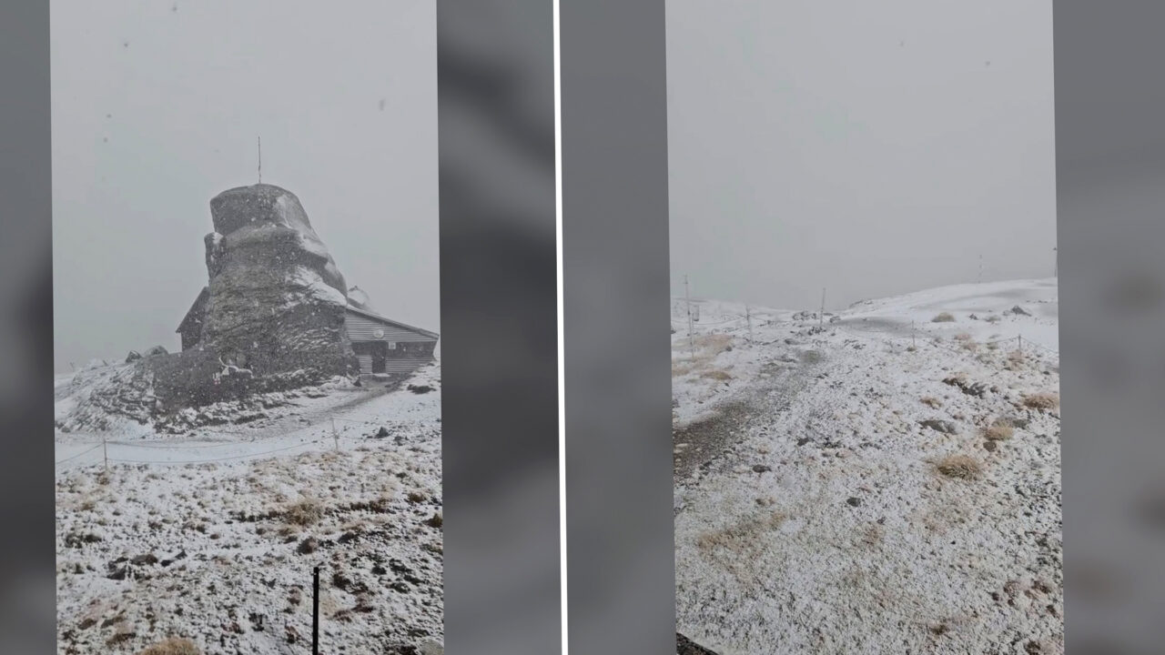 Imagini spectaculoase de la Vârful Omu. Ninge ca în plină iarnă, iar stratul de zăpadă a acoperit muntele